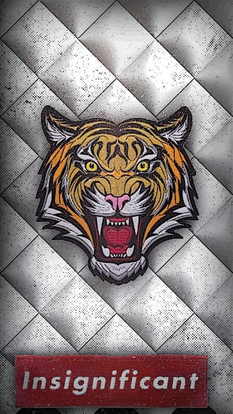 gucci angry tiger wallpaper